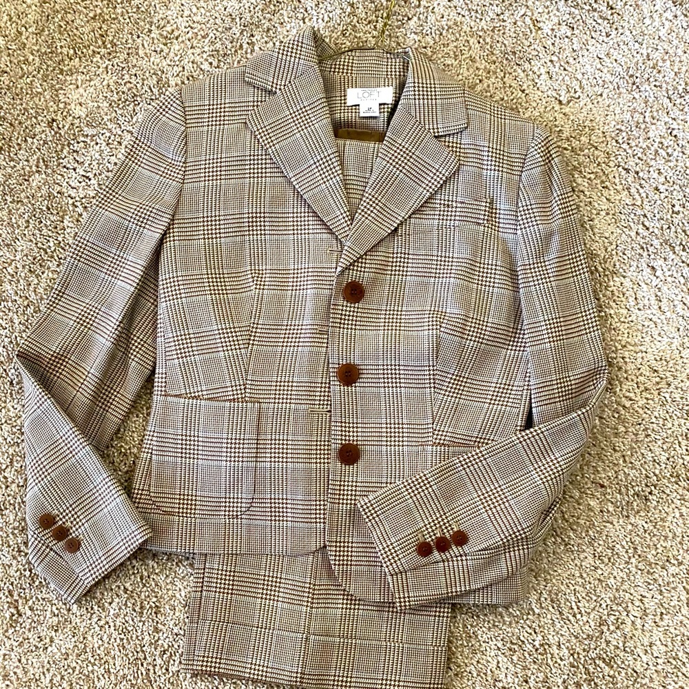 Women’s Suit